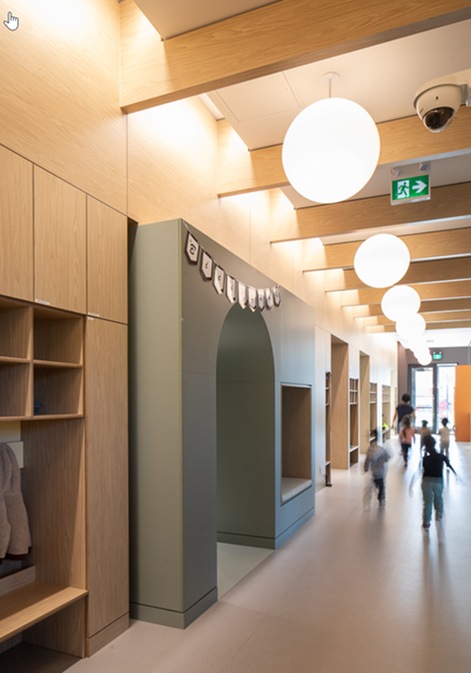 Main hallway of the CPE Fleur de papier