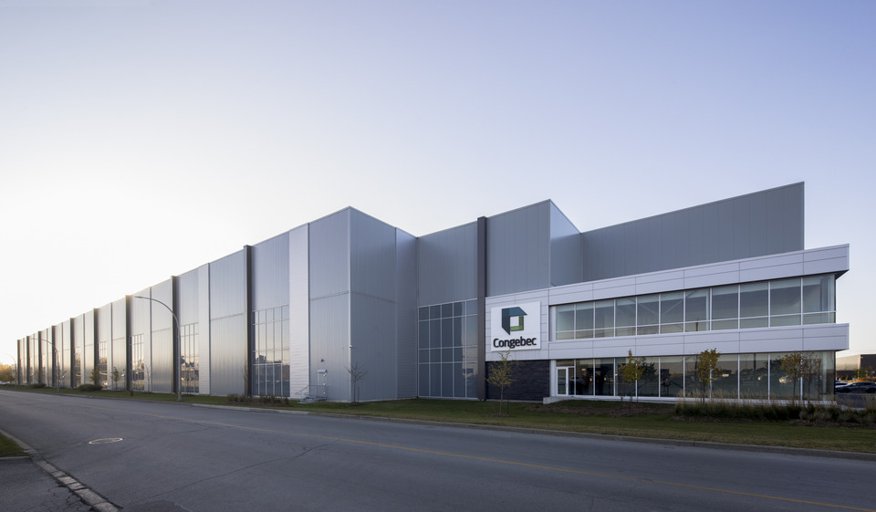 Facade latérale sur rue