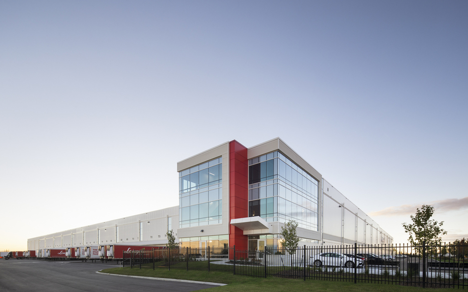 Agrandissement du centre de distribution Longo's à Woodbridge (Vaughan), Ontario