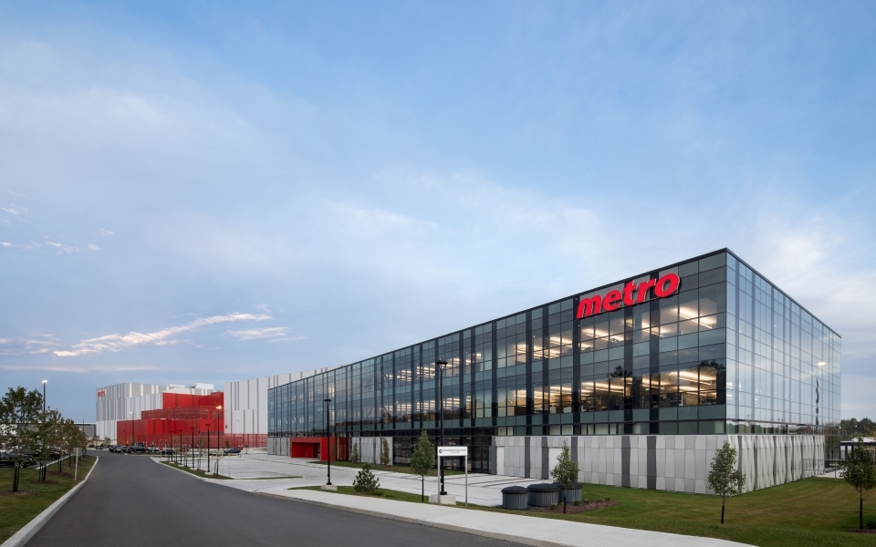 Photo du centre administratif et du centre de distribution Metro à Terrebonne, QCa à Lachine, QC